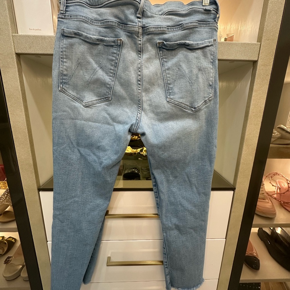 MOTHER Light Blue Ankle Jeans Size 34 - Picture 6 of 7